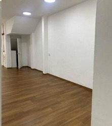 Geylang Road (D14), Retail #487339611